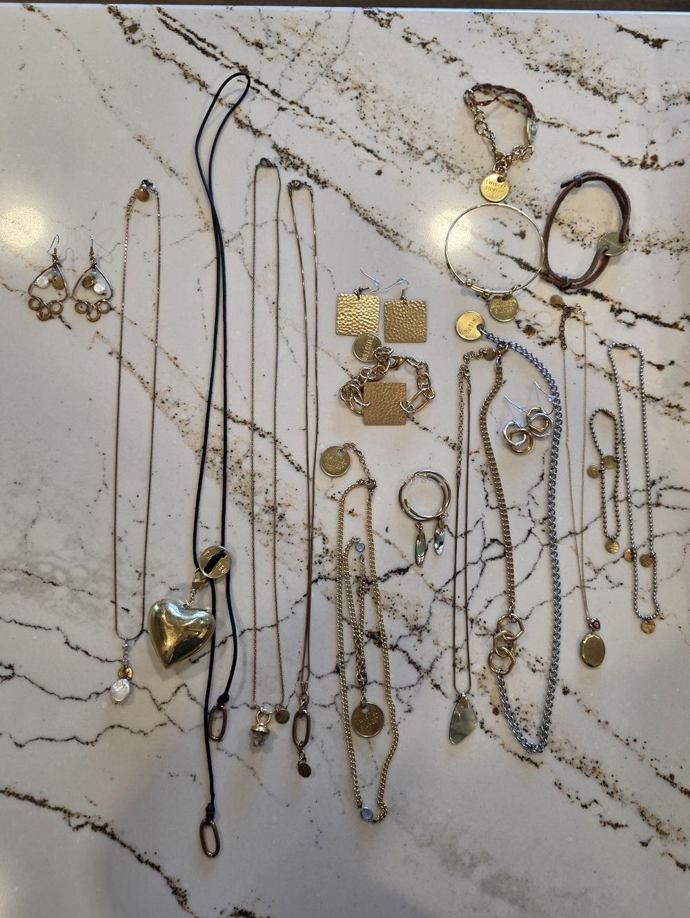 Gold And Siler  Tone Women's Necklace, Bracelet And Earring Bundle